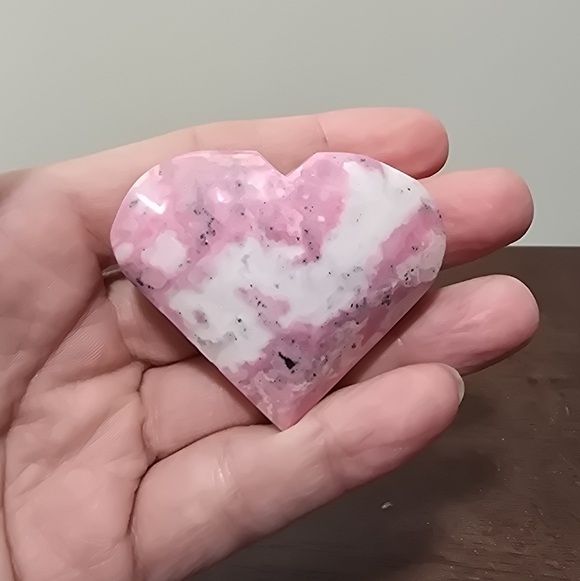 Pink Rhodonite Crystal Heart #B - Picture 4 of 5